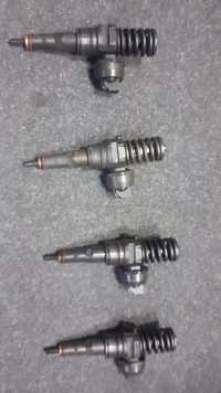 Injector VOLKSWAGEN cod 038130073AG