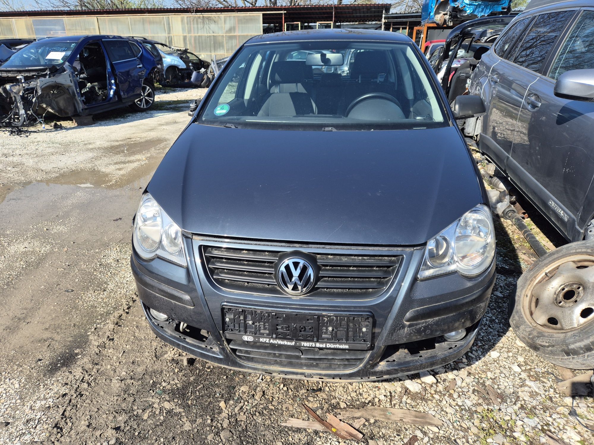 VW-POLO na 4asti
