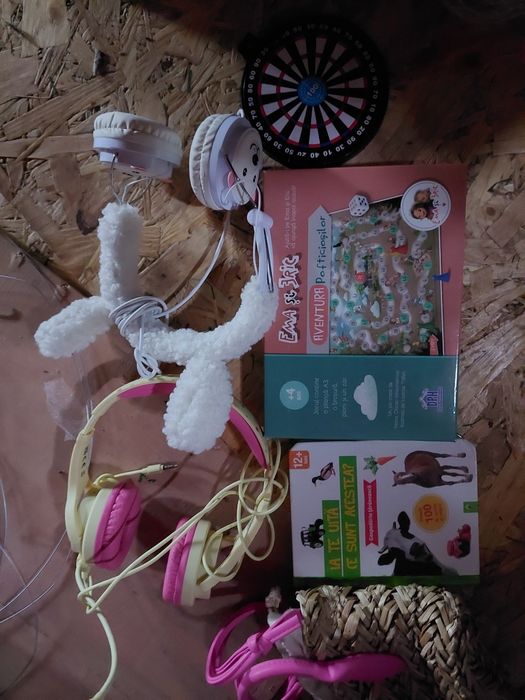 Diverse jucarii de vinzare