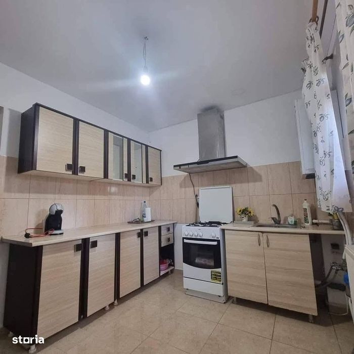 De vanzare 2 camere ,54000 euro, bloc nou