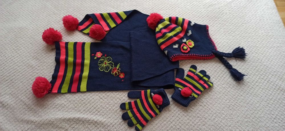 Комплект Orchestra шапка, шал, ръкавици