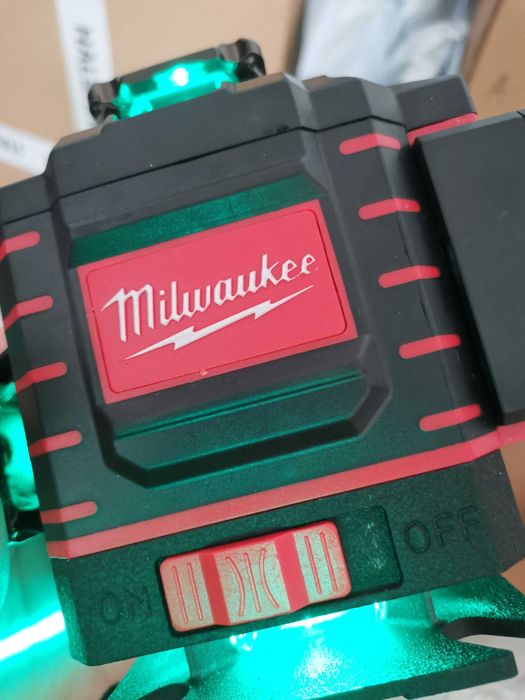 Nivela laser 16 linii touch comandă digitala