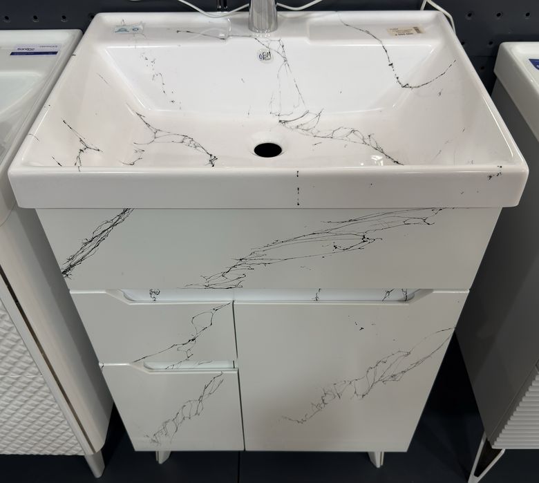 Раковина мрамор 60см