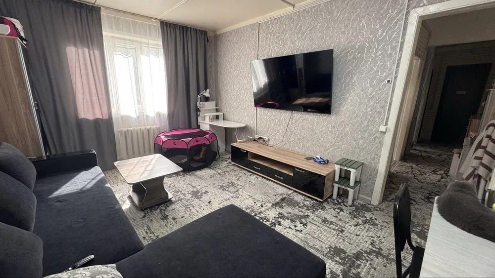 2-х ком. квартир, 2/2/2, в Спутник 9 (Сергели), 42 м². Дом деревянный