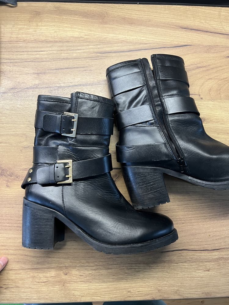НОВИ Guess боти от естествена кожа