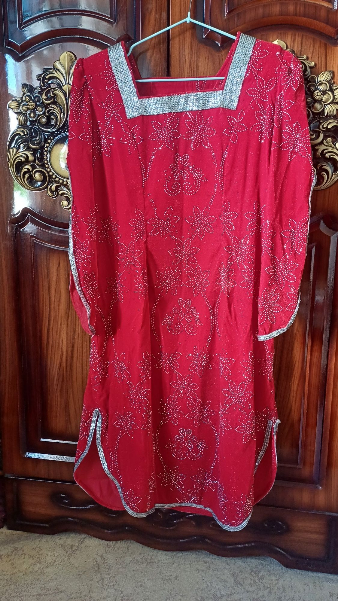 Ayollar ko‘ylagi 44