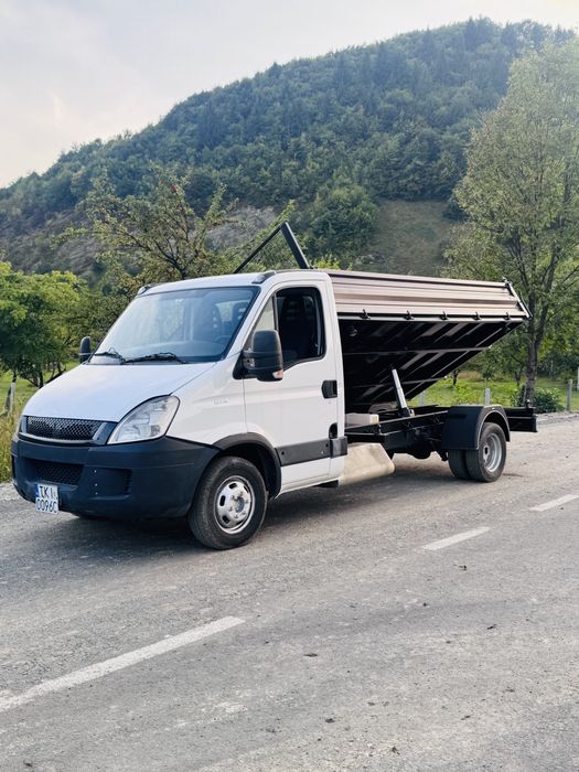 Iveco daily 35c15 basculabil 3 parti cu RAR-ul efectuat