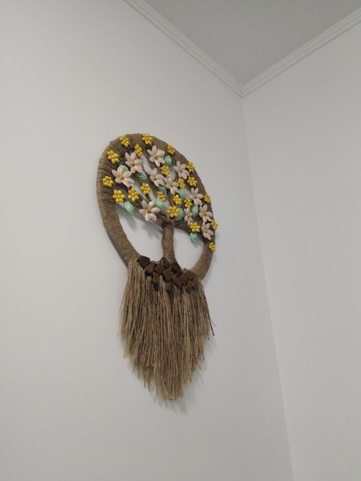 Decorațiune lucrată manual!