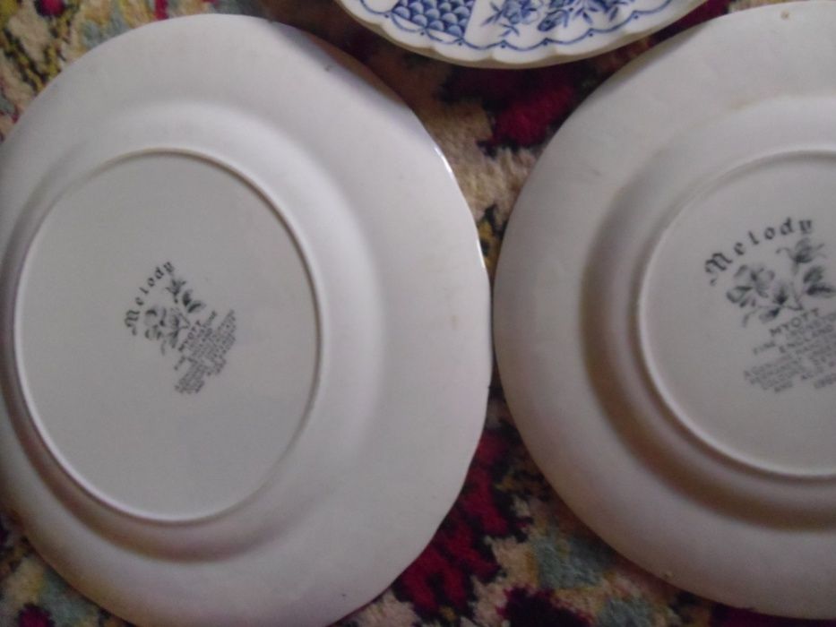 set pt desert ,portelan  made U.K