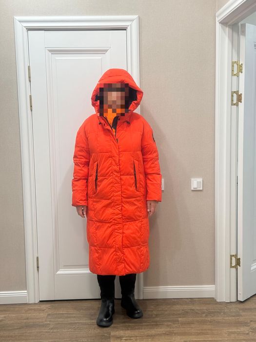 Зимняя красивая и очень теплая куртка XL размер