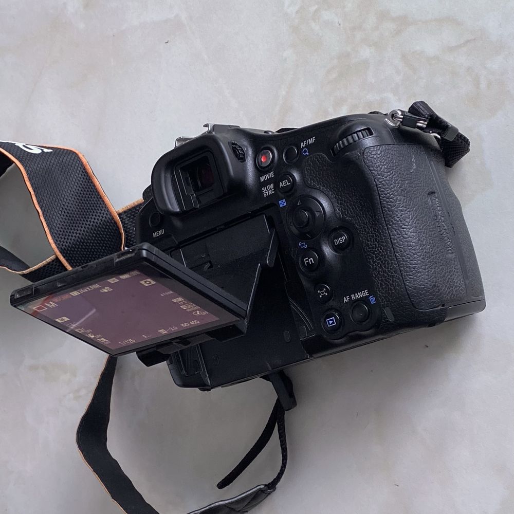 Sony A99  (Full Frame) DSLR фото видео камера