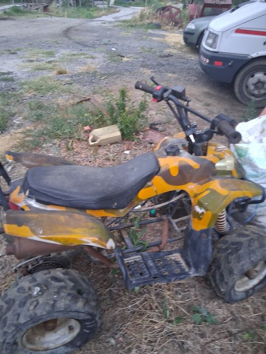 Vând atv și scuter