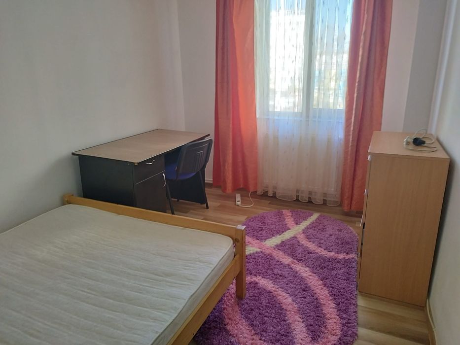 Închiriez apartament cu 2 camere in Botosani