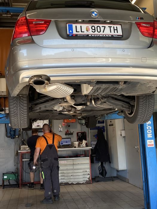 BMW 318d Touring E91 – Automat