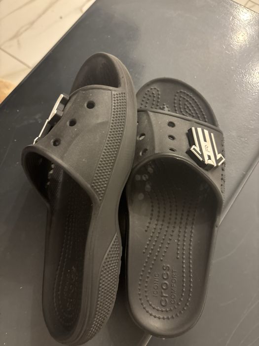 Slapi CROCS cu sau fara accesorii/decoratiuni marimea 38/39