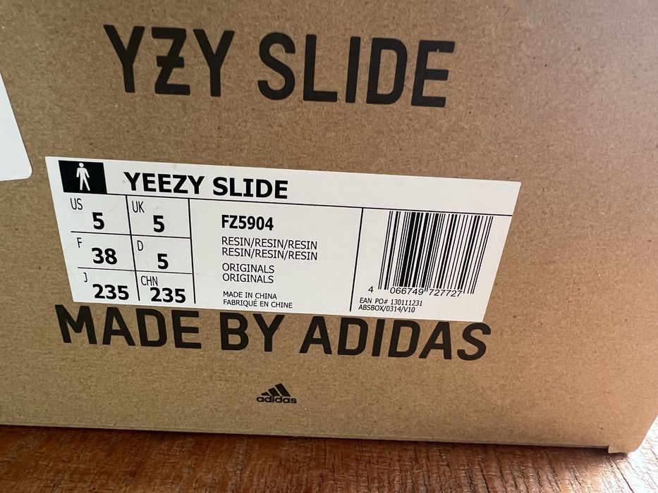 Yeezy slide marimea 38