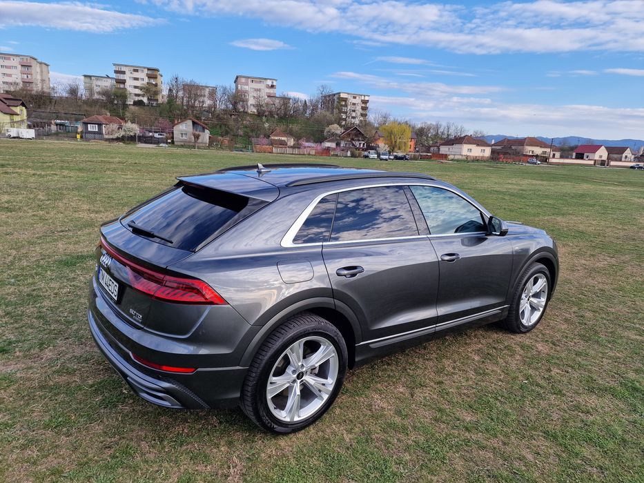 De vanzare Audi Q8 SLine TVA deductibil