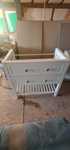 Vand cada, frigider, chiuvete, prize, intrerupatoare, DVR/NVR