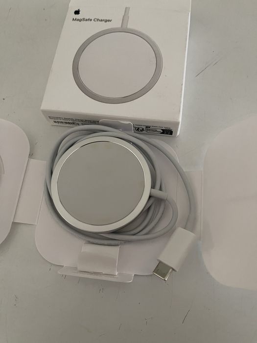 Apple magsafe charger, putin folosit, functional