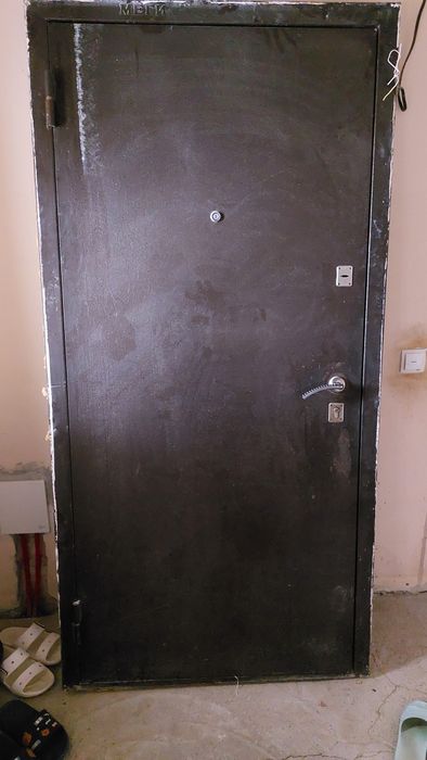 Металлическая входная дверь