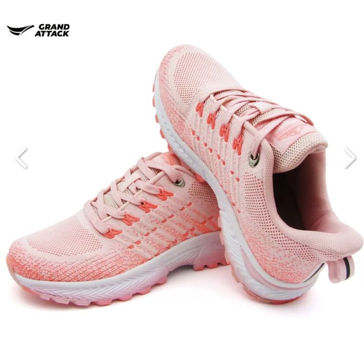 Нови дамски маратонки 37 номер