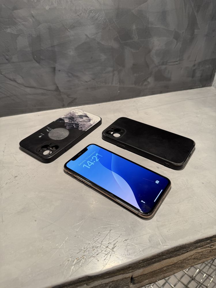 Iphone 11 Pro 64 GB + подаръци
