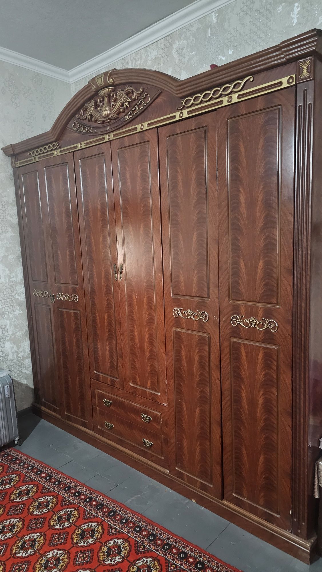 Продаётся мебель