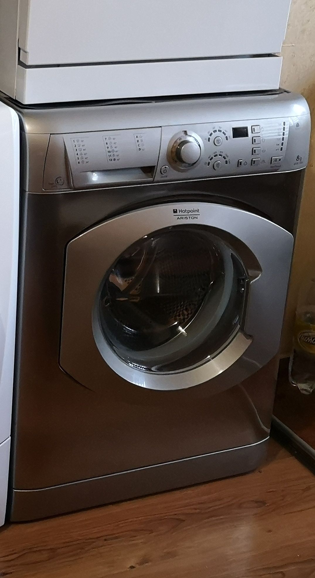 Пералня Hotpoint Ariston Inox 8кг