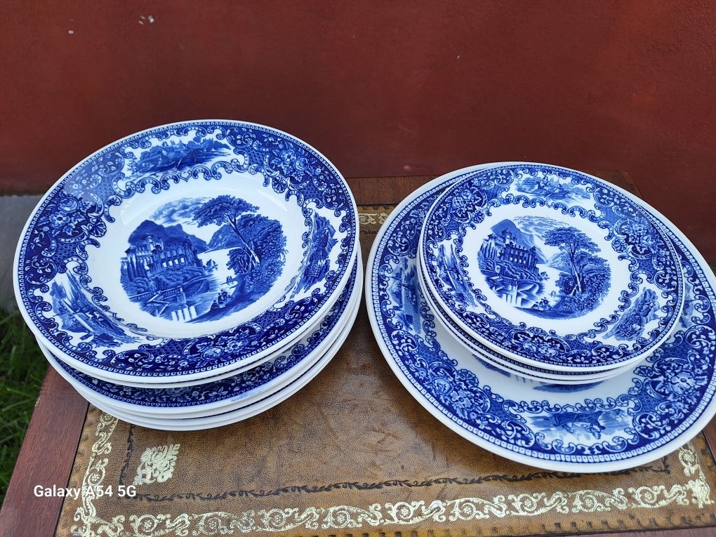 Порцеланови чинии на Royal Spinx от серията OLD ENGLAND