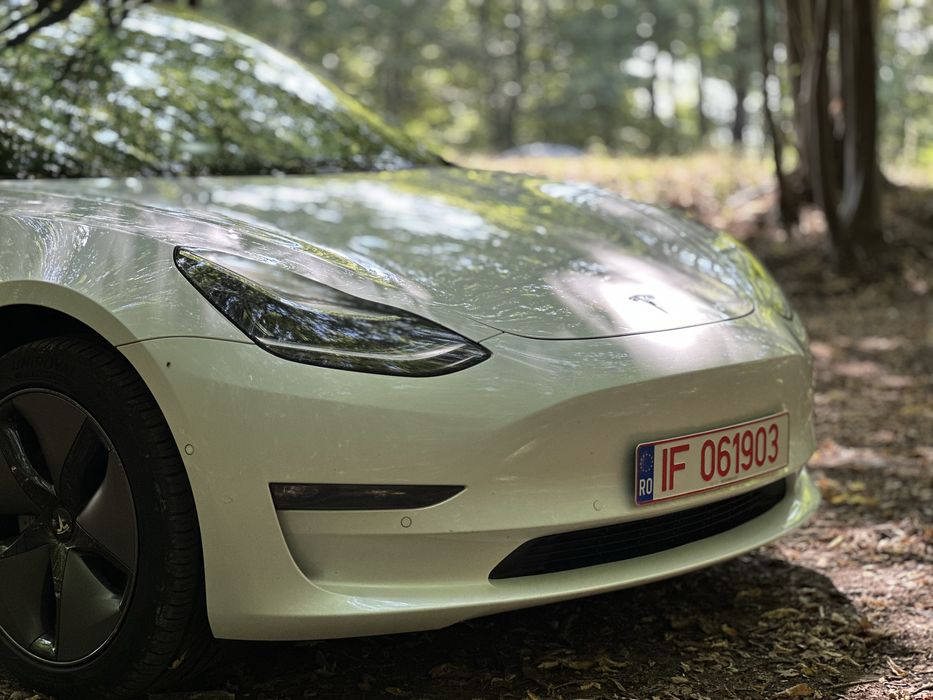 Tesla Standard Range 80.000 km TVA Deductibil