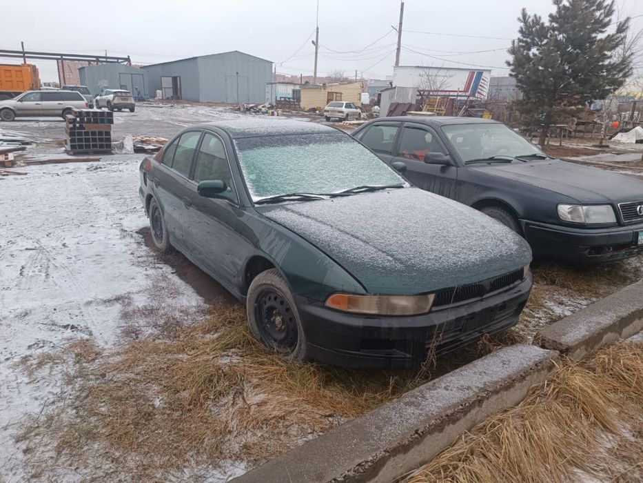 Продам машину Mitsubishi galant 8