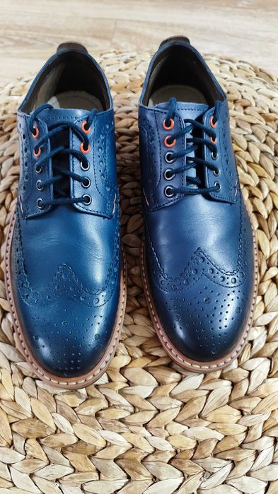 Официални мъжки кожени обувки НОВИ Clarks Pitney Limit 41 Blue