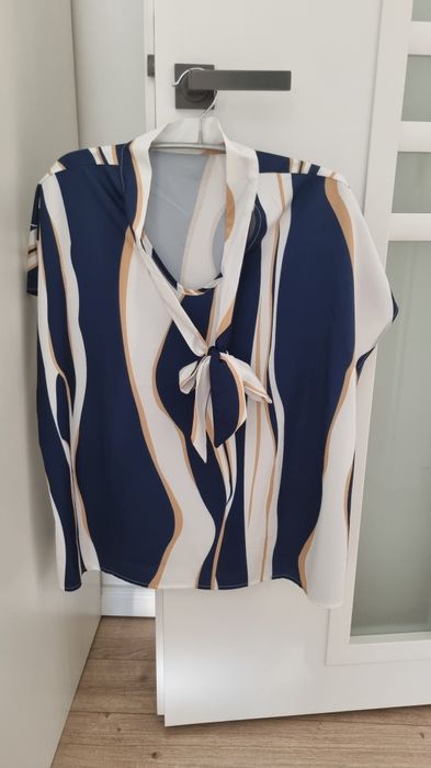 Bluza dama albastru alb 44