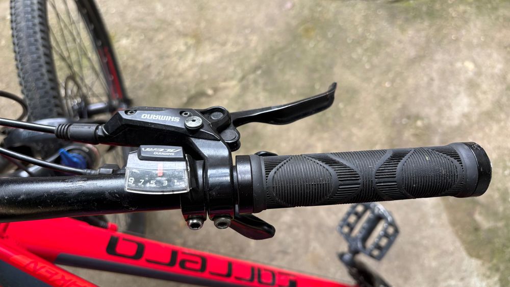 Продавам колело carrera kraken 27.5 red 2021