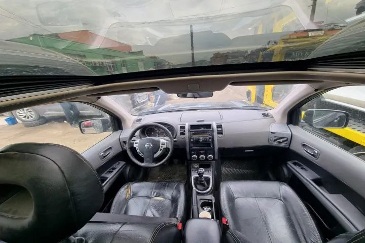 Bara fata armatura trager capota motor far stanga dreapta radiator apa clima intercooler cadru scut parbriz Nissan x-trail t31 2008 motor 2.0dci dezmembrez