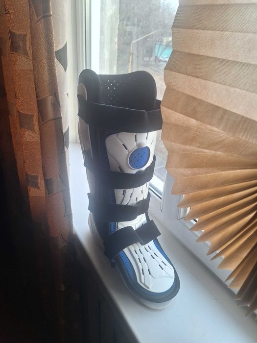 Бандаж для левой ступы