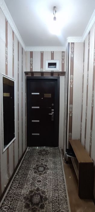 Пахтазор мкр Наво маркет 2-этаж 3 хонали урта катор Барча жихози билан