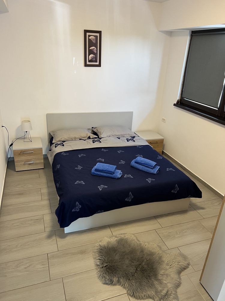 Inchiriez apartament regim hotelier,zona Mihai Bravu ,parcare gratuita