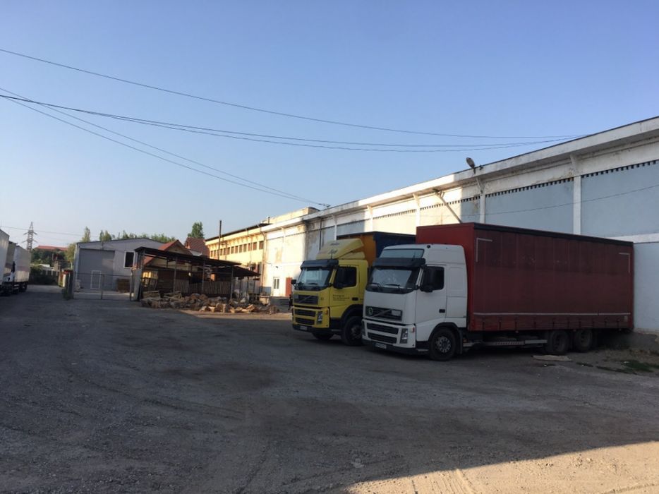 Închiriez spații de depozitare