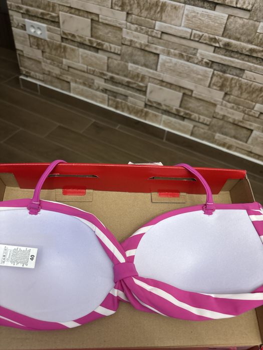 Vand sutien, model banda, nou, marime s, marime m