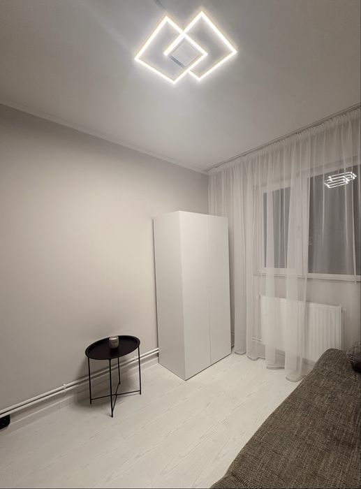 NOU! Garsonieră complet RENOVATA, MOBILATA și UTILATA!