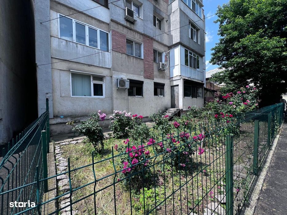Inchiriem spatiu comercial, Doja ( Nae Leonard), parter,pret 650 euro.