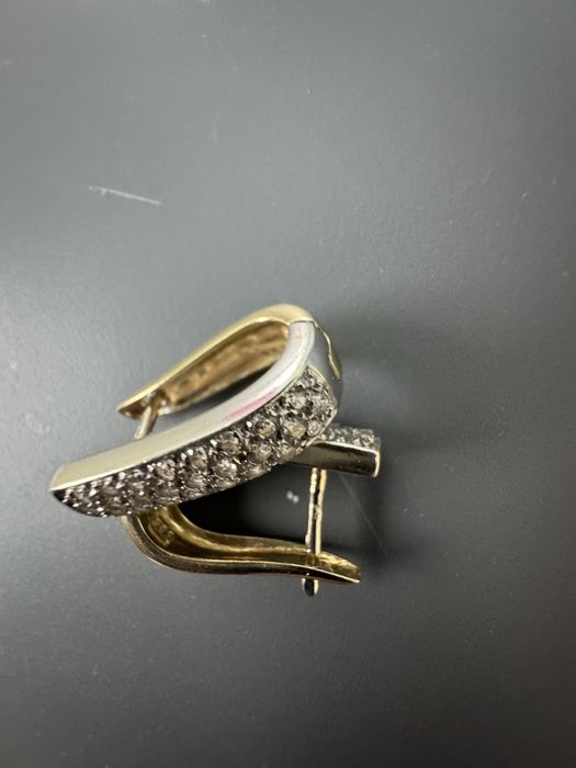 Vand cercei aur doar personal