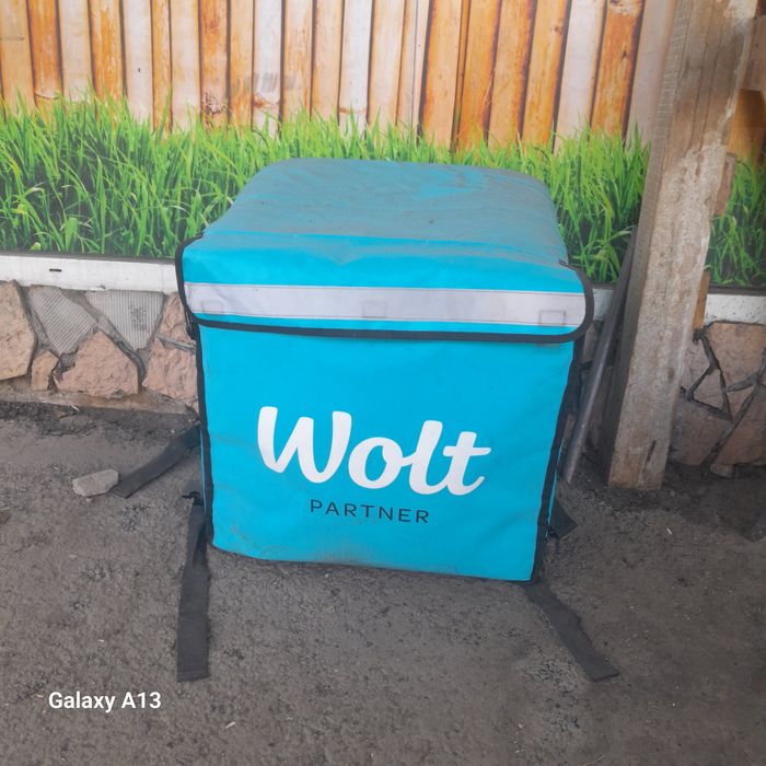 Термо сумка на мопед новая," Wolt"