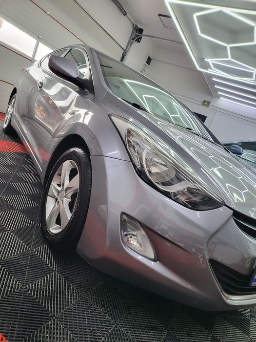 Hyundai Elantra 1.6 benzina, 132 cp, 2013