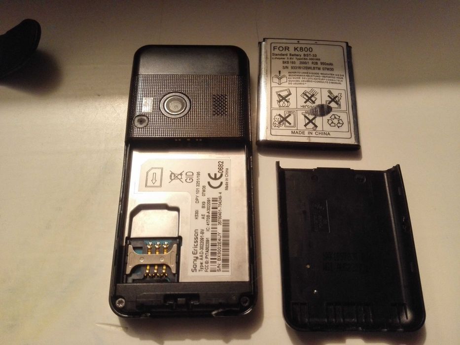 Telefon sony ericsson k530i de colectie!!!