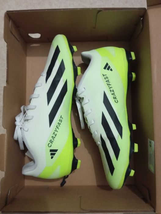 Ghete fotbal Adidas Crazyfast