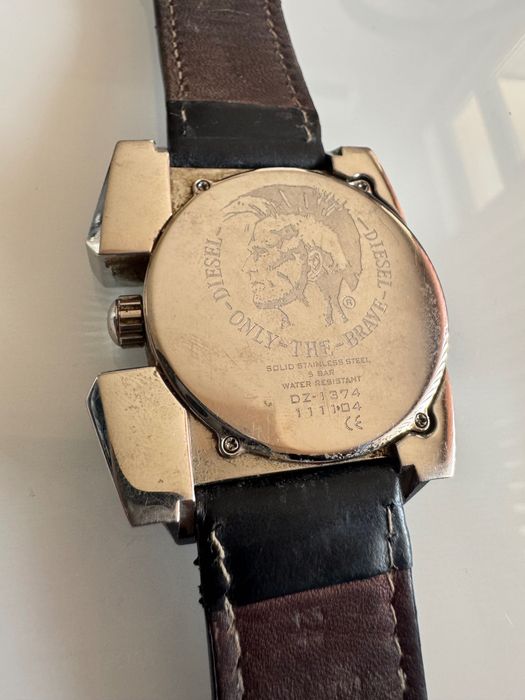 Часовник Diesel DZ-1374