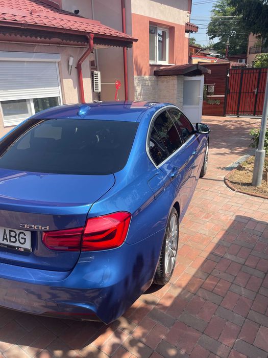 BMW Seria 3 320d xDrive Packet M 2016