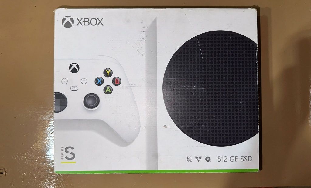 Xbox Series S – cu controller Xbox One + gripuri cadou!